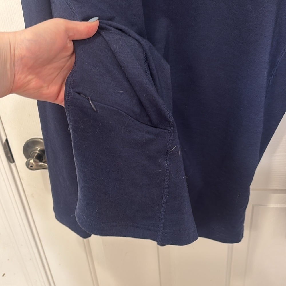 Bonobos Golf Quarter Zip Slim Fit in Navy - Picture 4 of 5